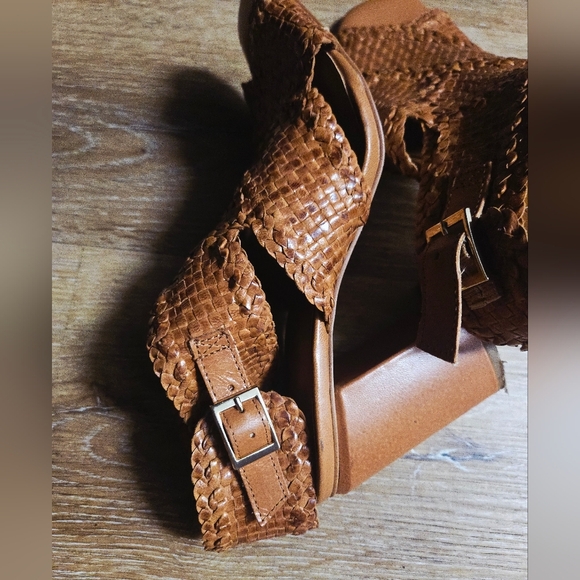 Women's Tan Woven Heeled Sandals - Picture 8 of 8